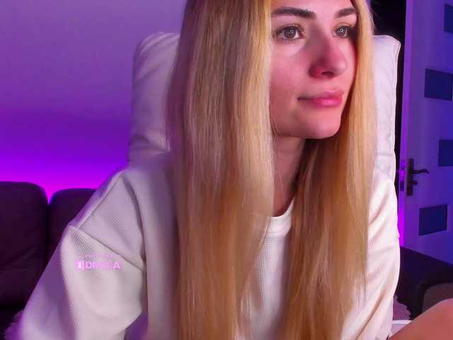 meow Live Cam on BongaCams