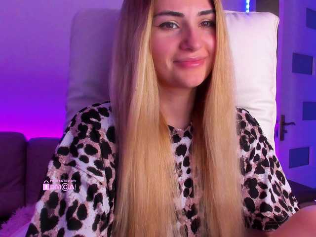 meow's BongaCams show and profile