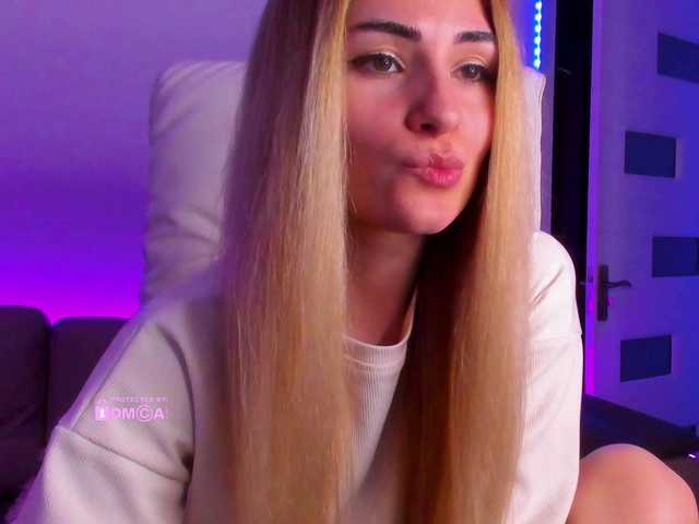 meow's BongaCams show and profile