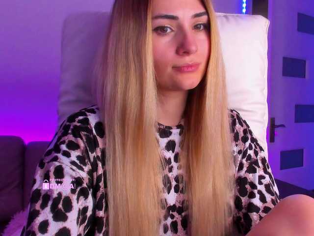 meow's BongaCams show and profile