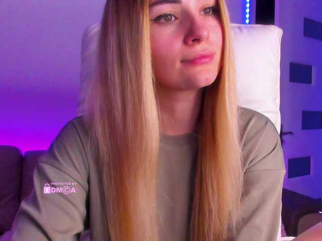 meow's BongaCams show and profile