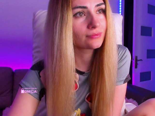 meow's BongaCams show and profile