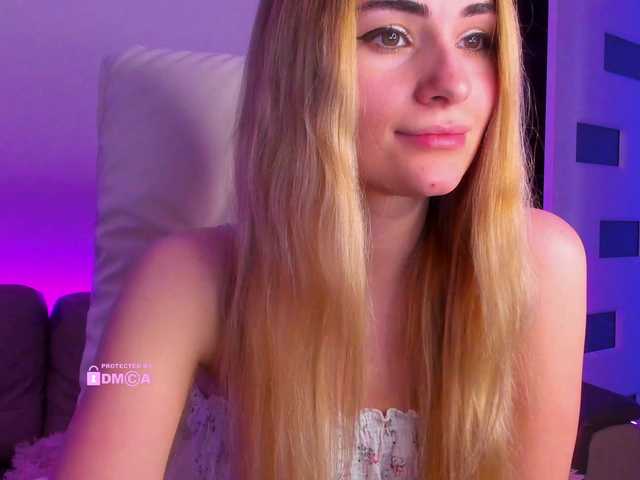 meow's BongaCams show and profile