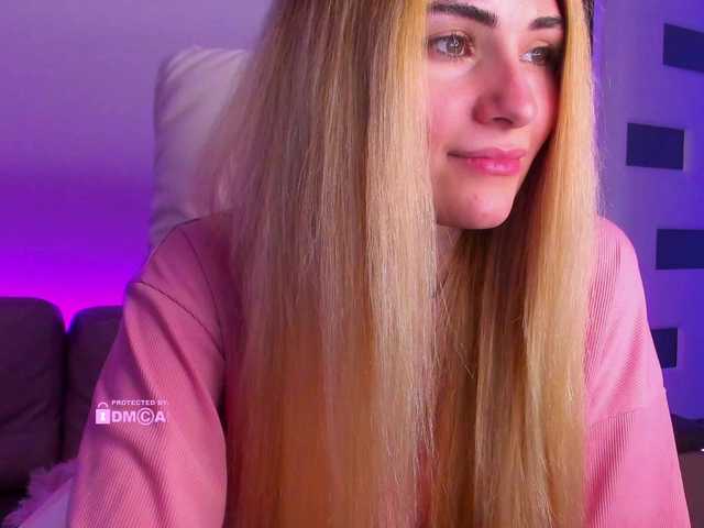 meow from BongaCams is Freechat