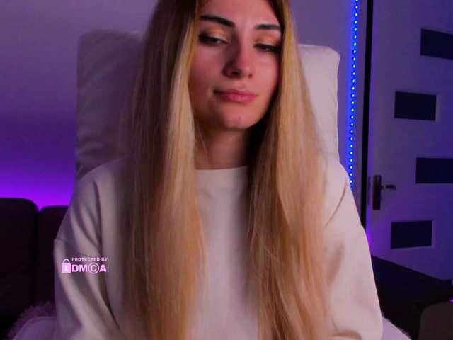 meow's BongaCams show and profile