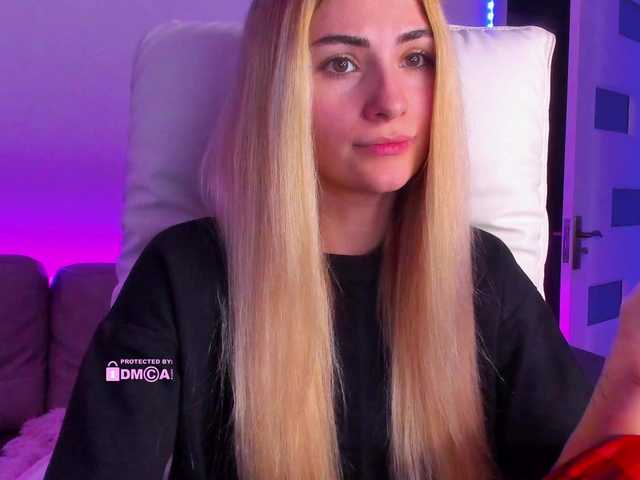 meow's BongaCams show and profile