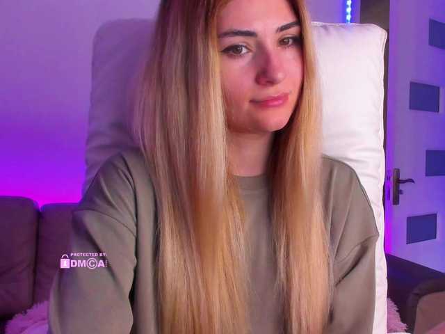 meow's BongaCams show and profile