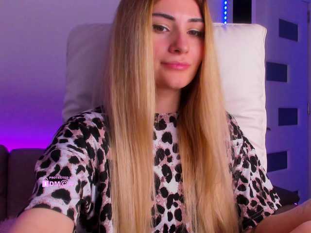 meow's BongaCams profile