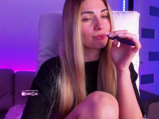 meow's BongaCams show and profile