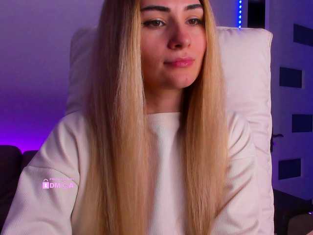 meow's BongaCams show and profile