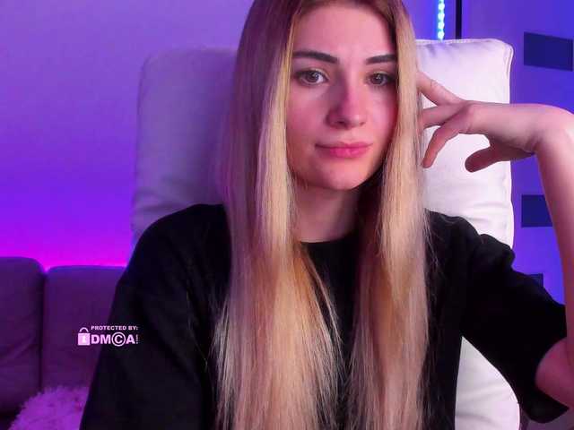 meow's BongaCams show and profile