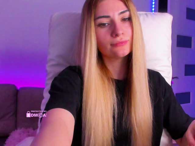 meow's BongaCams show and profile