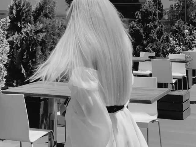 meow's BongaCams show and profile