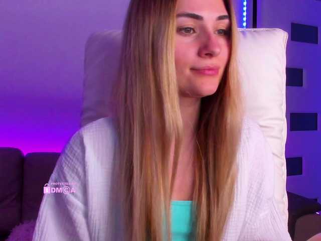 meow's BongaCams show and profile