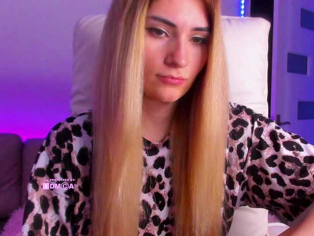 meow's BongaCams show and profile