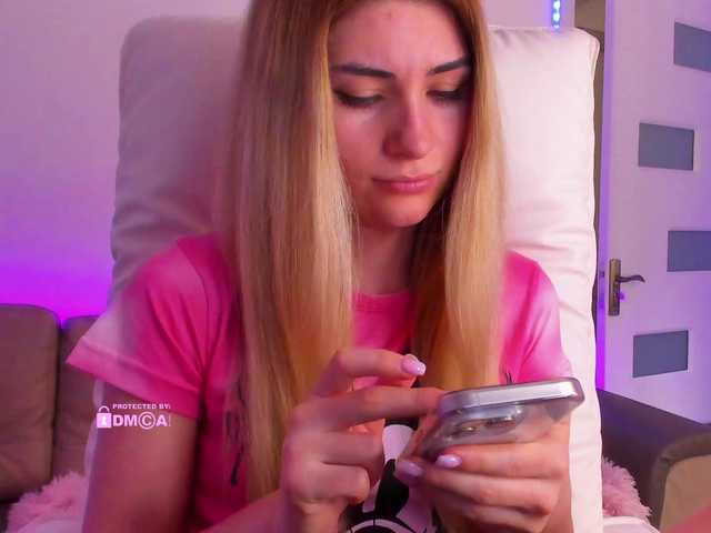 meow's BongaCams show and profile