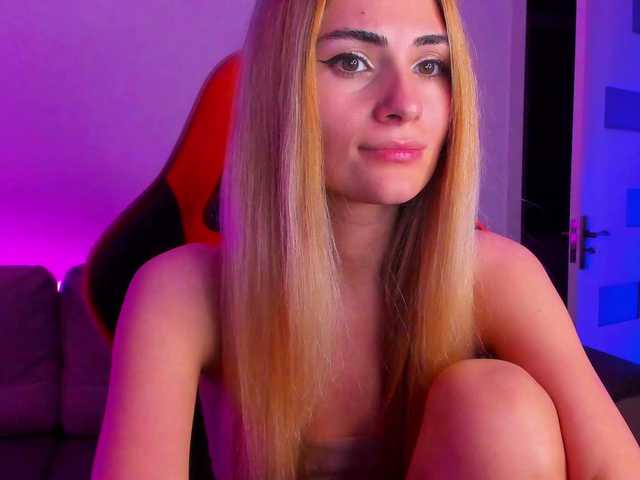 meow from BongaCams is Freechat