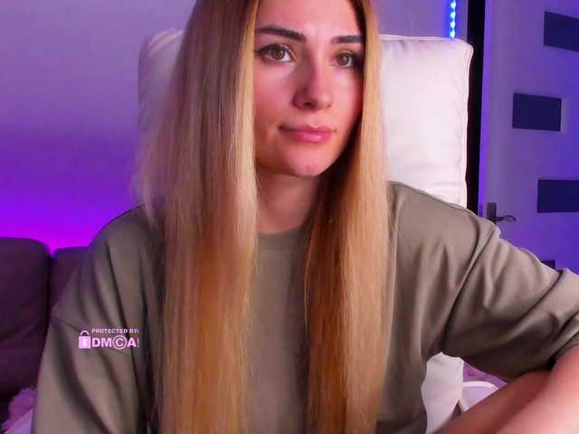 meow's BongaCams show and profile