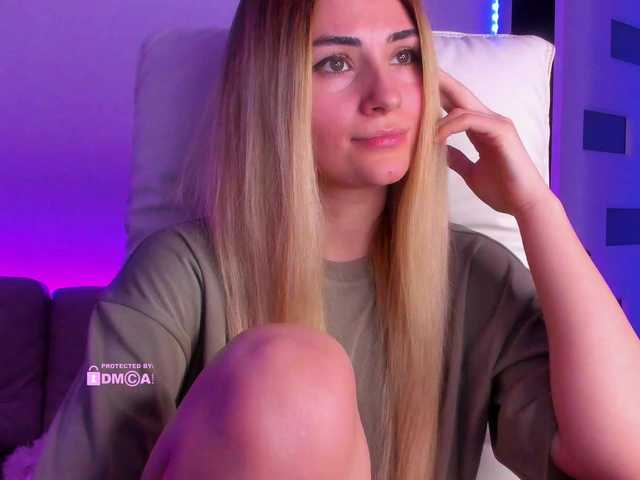 meow's BongaCams show and profile