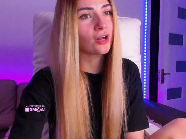 meow's BongaCams show and profile