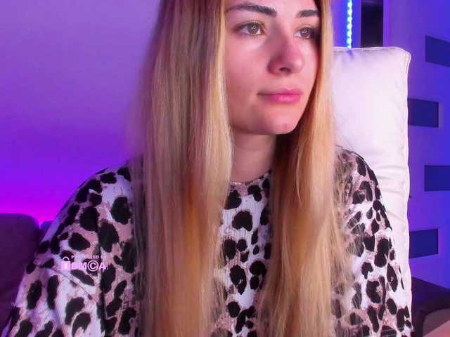 meow's BongaCams show and profile