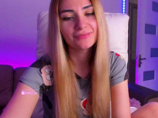 meow's BongaCams show and profile