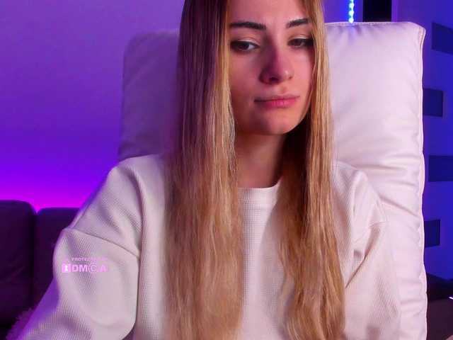 meow's BongaCams show and profile