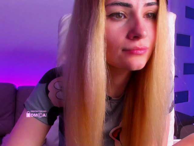 meow's BongaCams show and profile