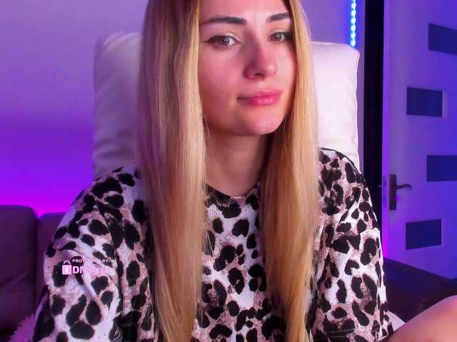 meow's BongaCams profile