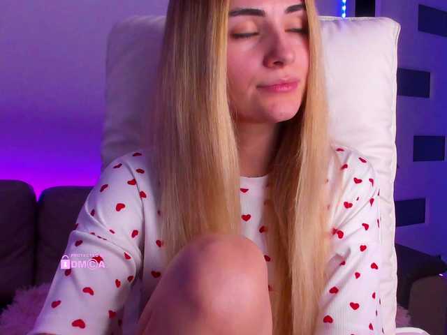 meow from BongaCams is Freechat