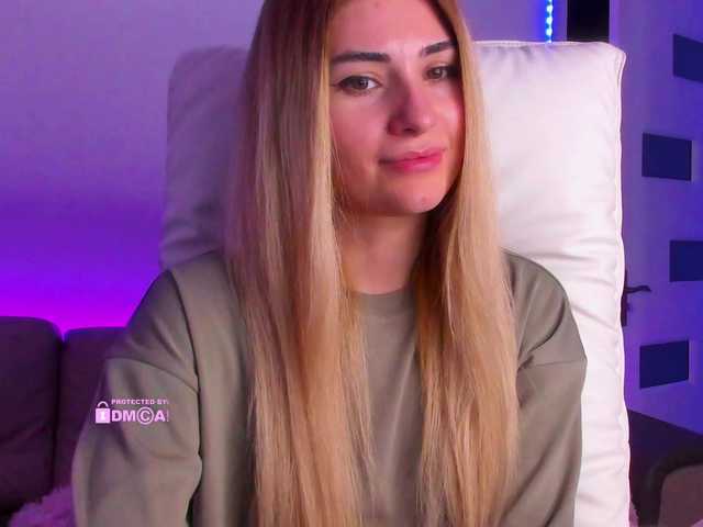 meow's BongaCams show and profile