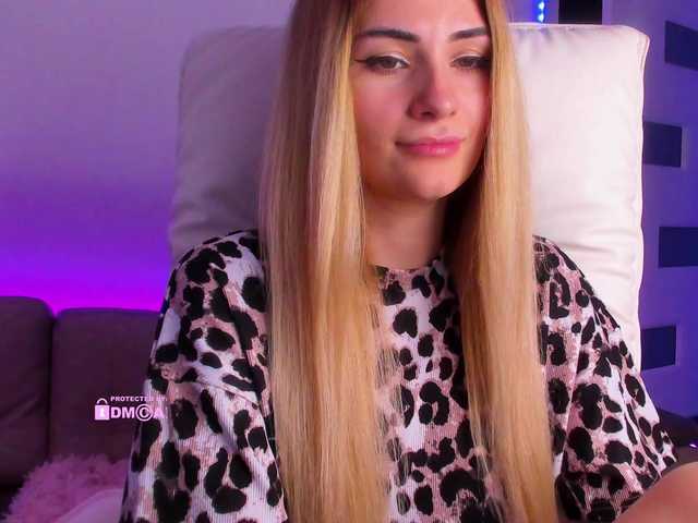 meow's BongaCams show and profile