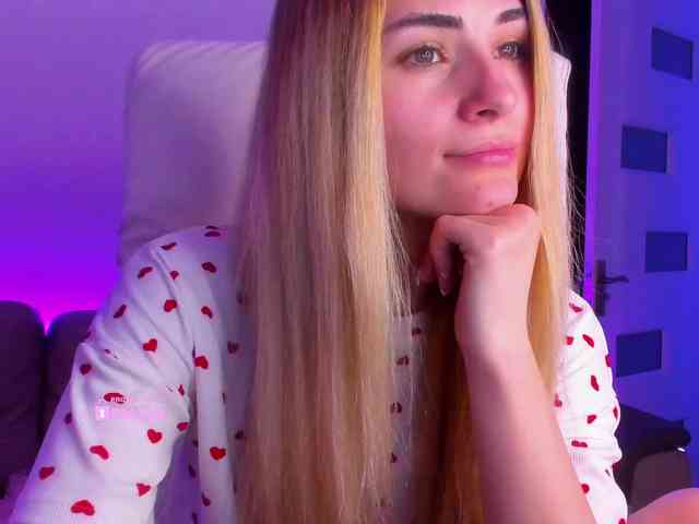 meow Live Webcam on BongaCams