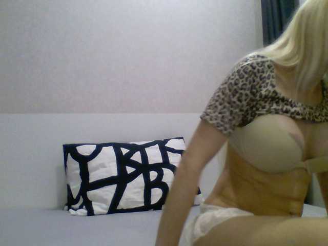 sportgirlX's BongaCams show and profile