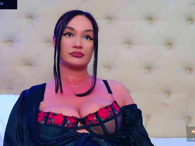 naked live chat DaliyaArabian