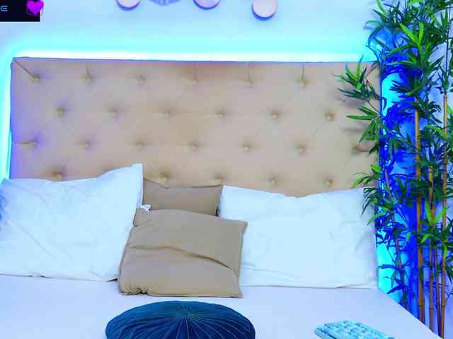 cam to cam chat DaliyaArabian