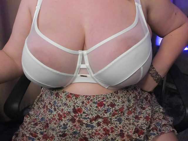 MiniCooperXXX's BongaCams show and profile