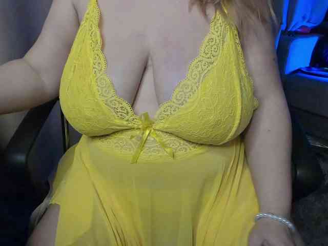 MiniCooperXXX Live Webcam on BongaCams