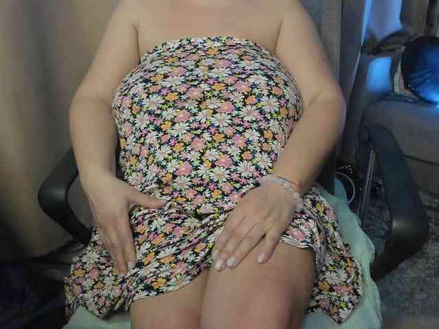 MiniCooperXXX Live Webcam on BongaCams