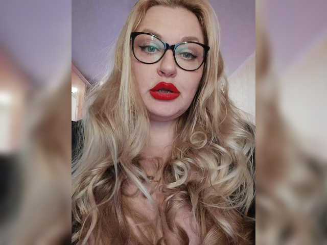 wifeynusha cam belle