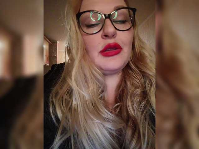 wifeynusha cam belle