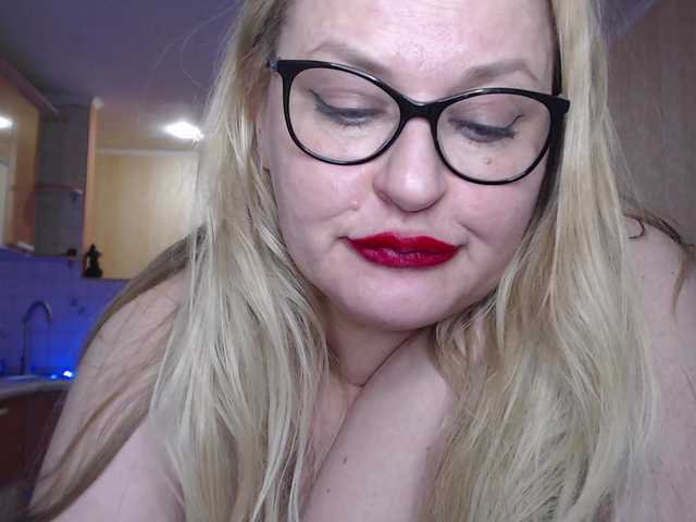 WifeyNusha — Hi, Guys!  Lovense works after 2, high vibration 33, 22, 222. welcome to my hot private