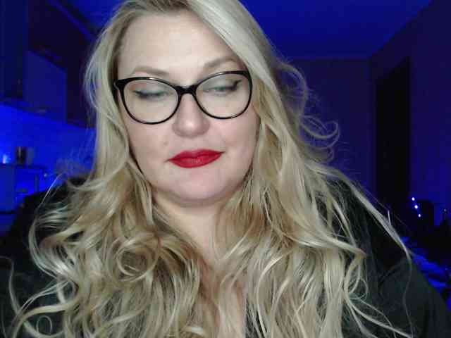 Pretty_NYUSHA webcam