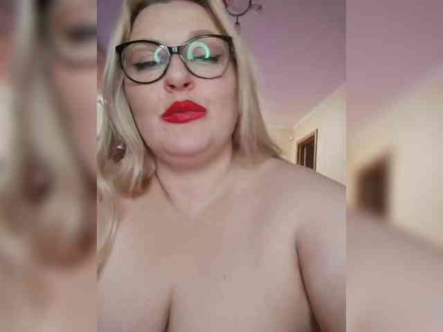 Pretty_NYUSHA webcam