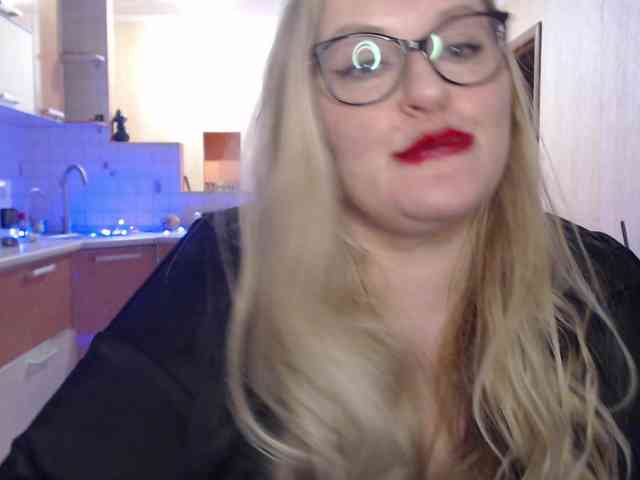 Pretty_NYUSHA webcam