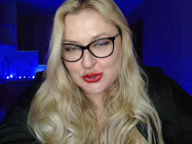 Pretty_NYUSHA webcam