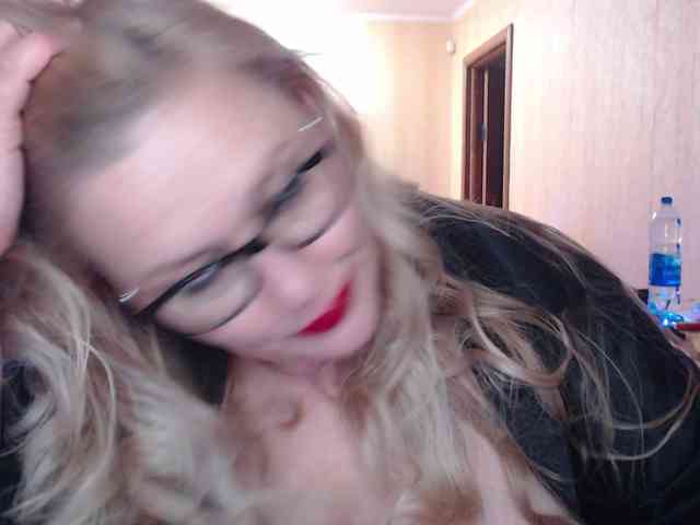 Pretty_NYUSHA webcam