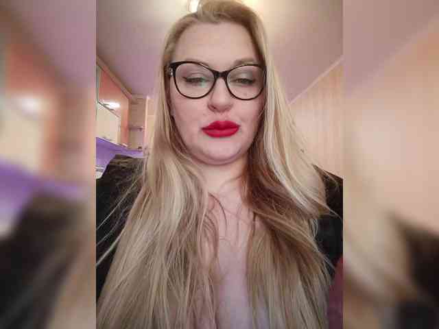 Pretty_NYUSHA webcam