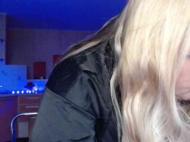 Pretty_NYUSHA webcam