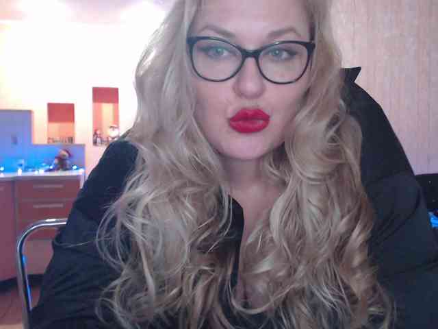 Pretty_NYUSHA webcam